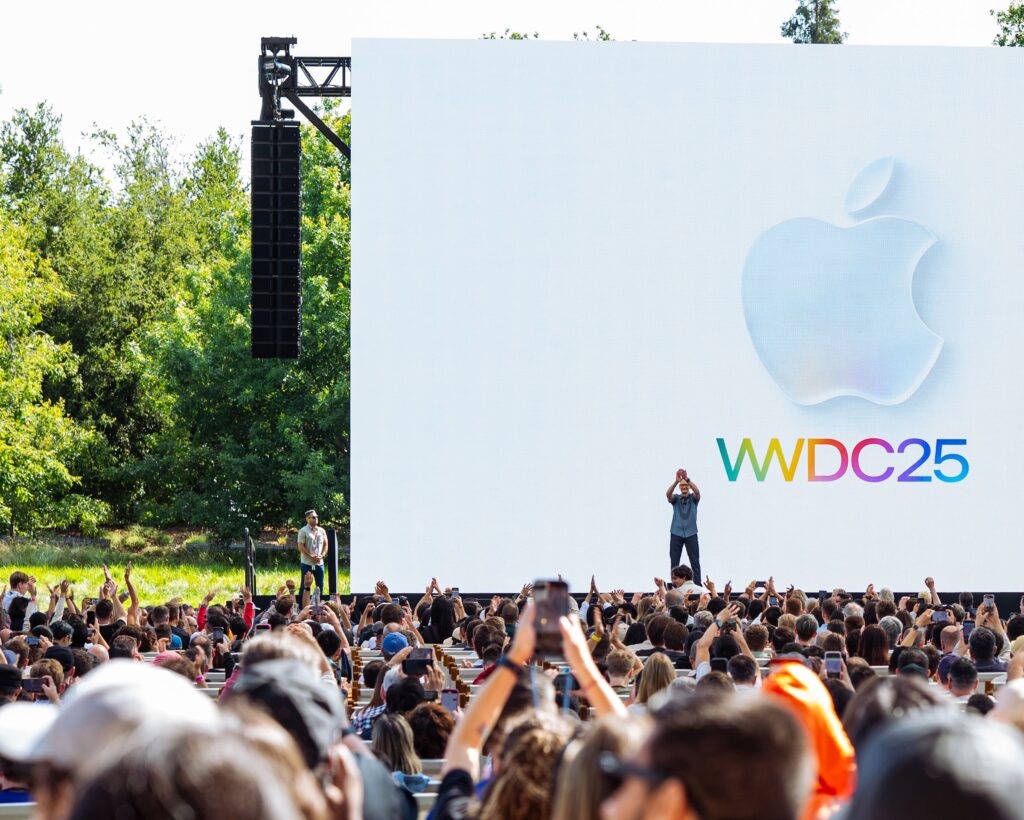 The Top New Features in Apple’s iOS 26 and iPadOS 26