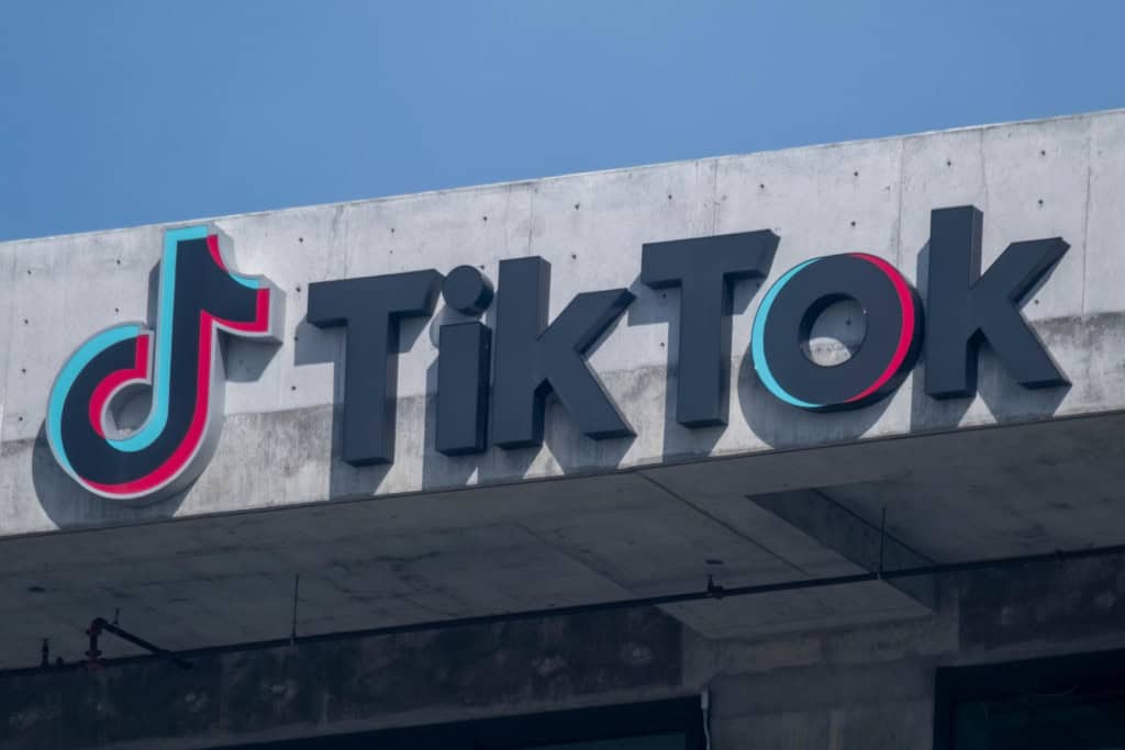Trump deve aprovar acordo para venda do TikTok nos EUA