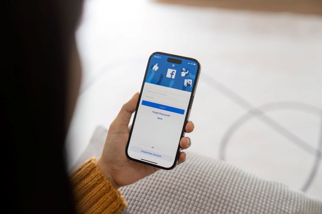 Facebook pode restringir links e favorecer assinantes pagos