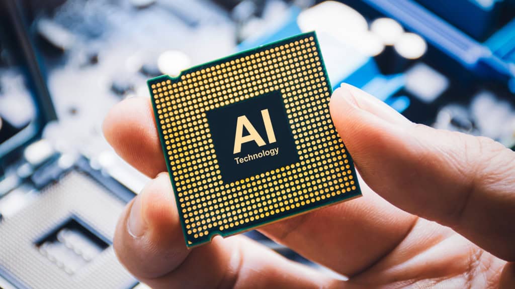 Anthropic considera criar chips próprios de IA para não depender da concorrência