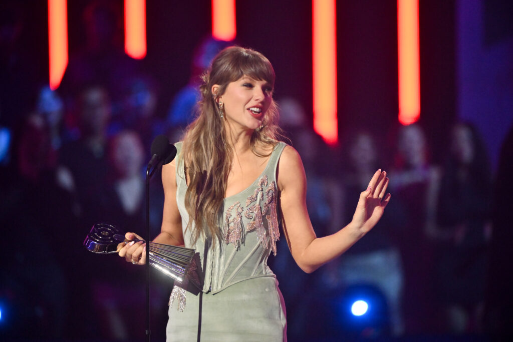 Taylor Swift deepfakes are pushing scams on TikTok